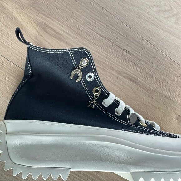 ❤️Converse Run Star Hike Hi Charms 9.5 Womens Shoes Sneakers Black Beige A13409C - Picture 6 of 8